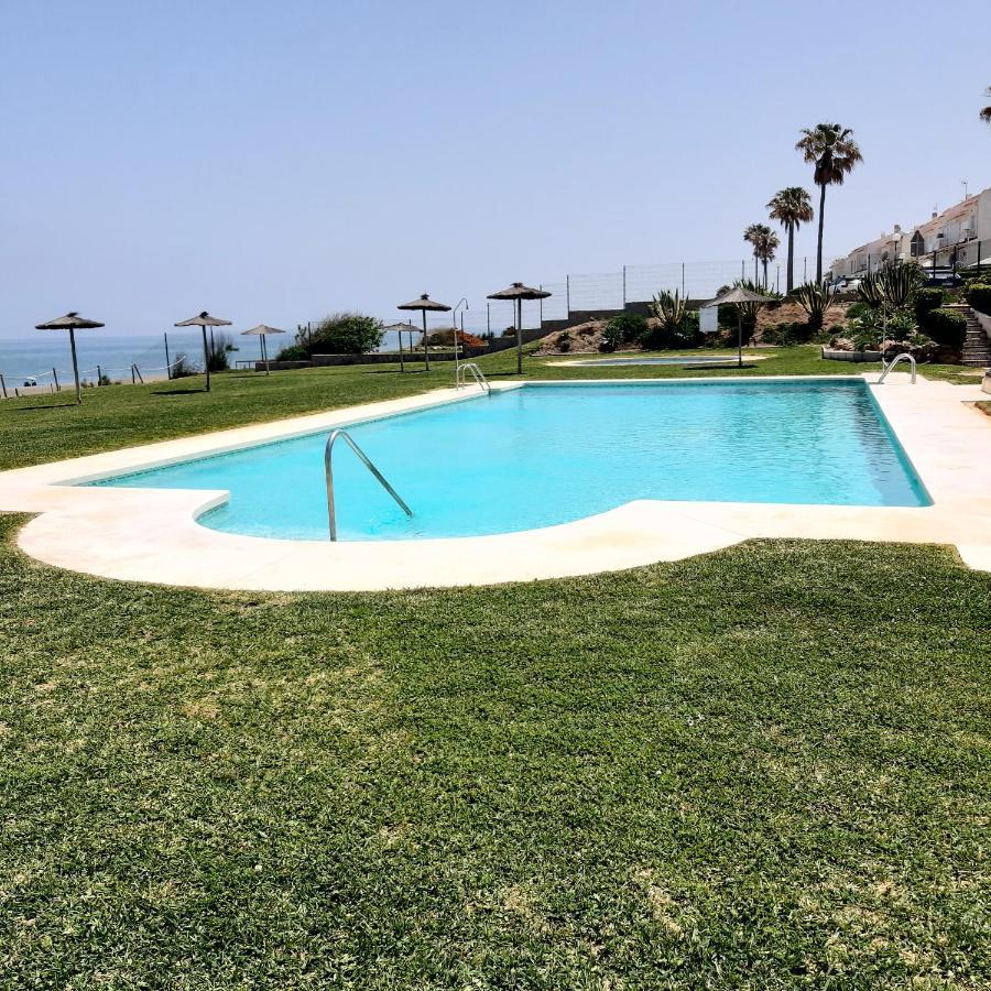 Aldea Beach Castillo de Sabinillas Екстериор снимка